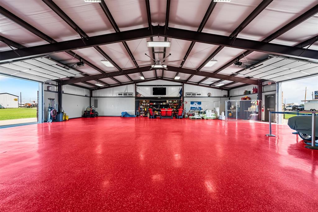 1208 N Industrial Boulevard Property Photo 8