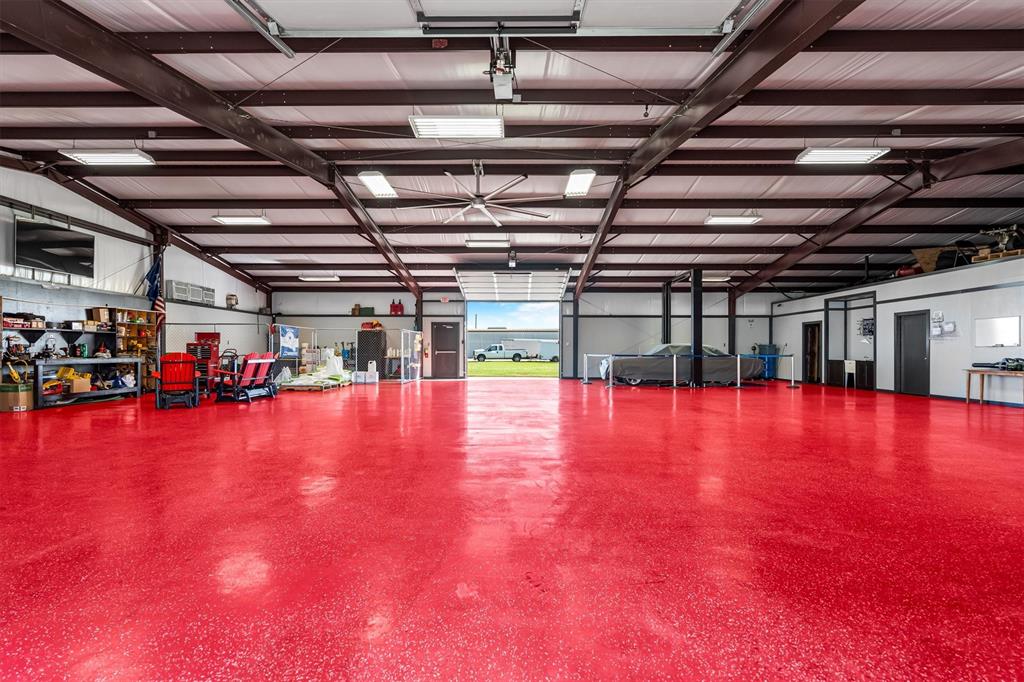 1208 N Industrial Boulevard Property Photo 10