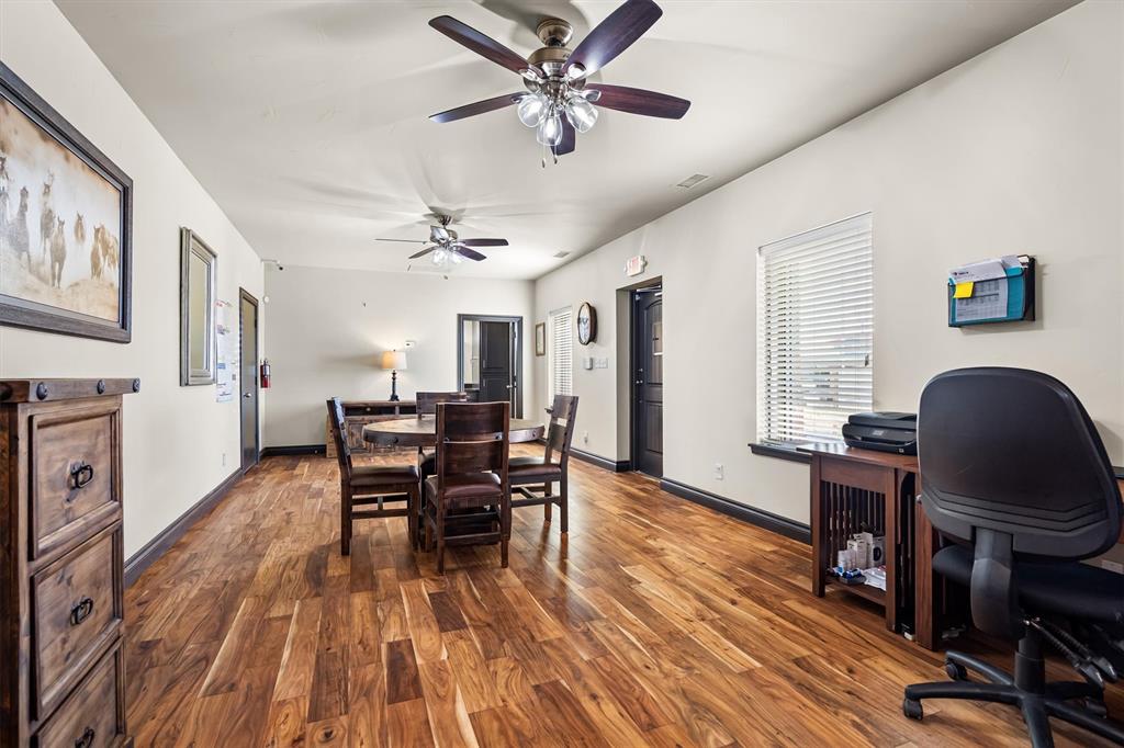 1208 N Industrial Boulevard Property Photo 18