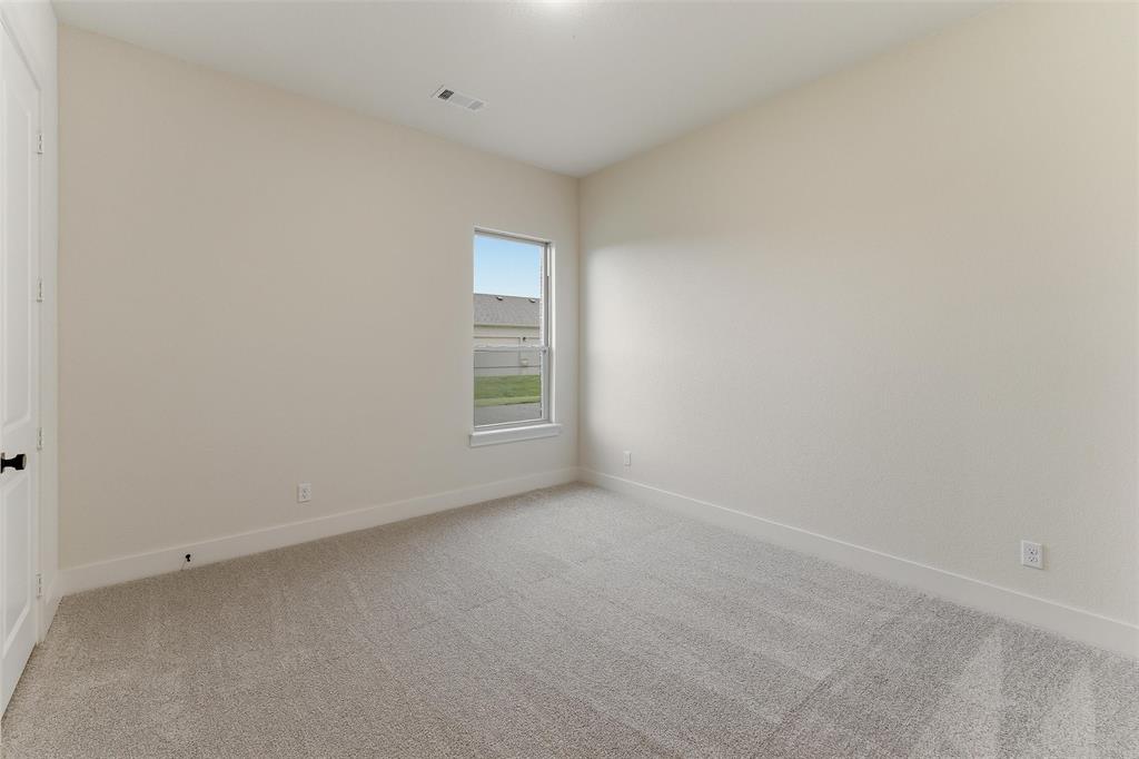 2208 Continent Court Property Photo 17