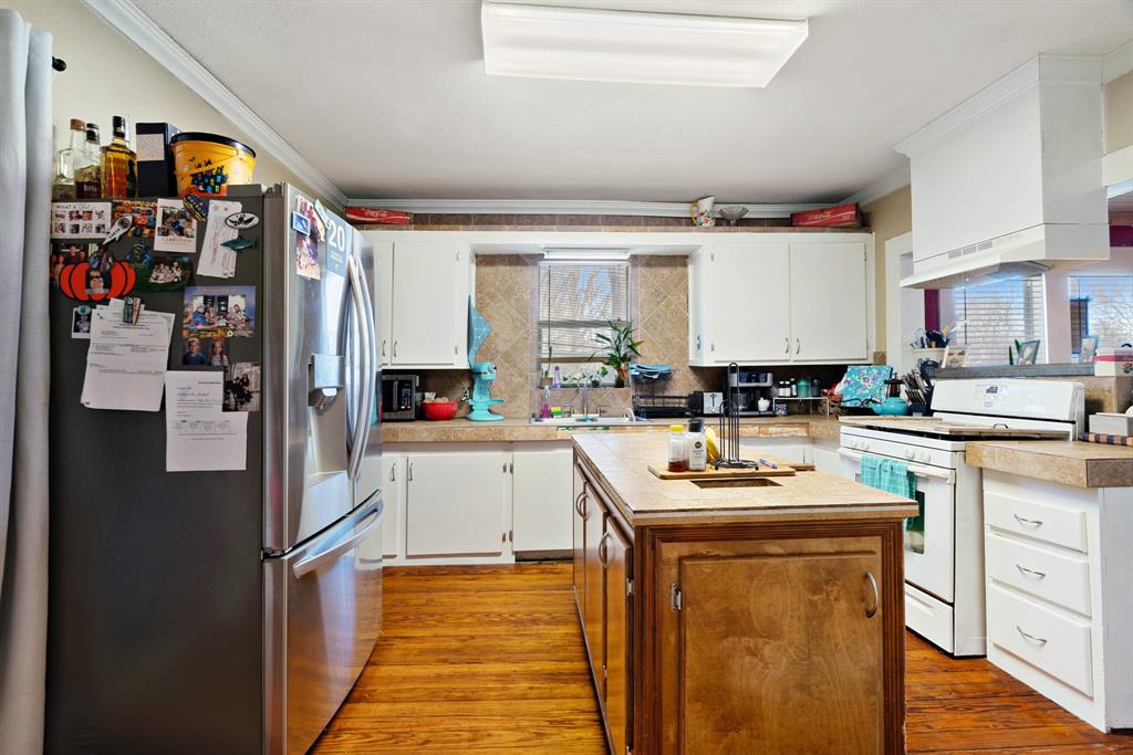 5366 Farm Road 2573 Property Photo 6
