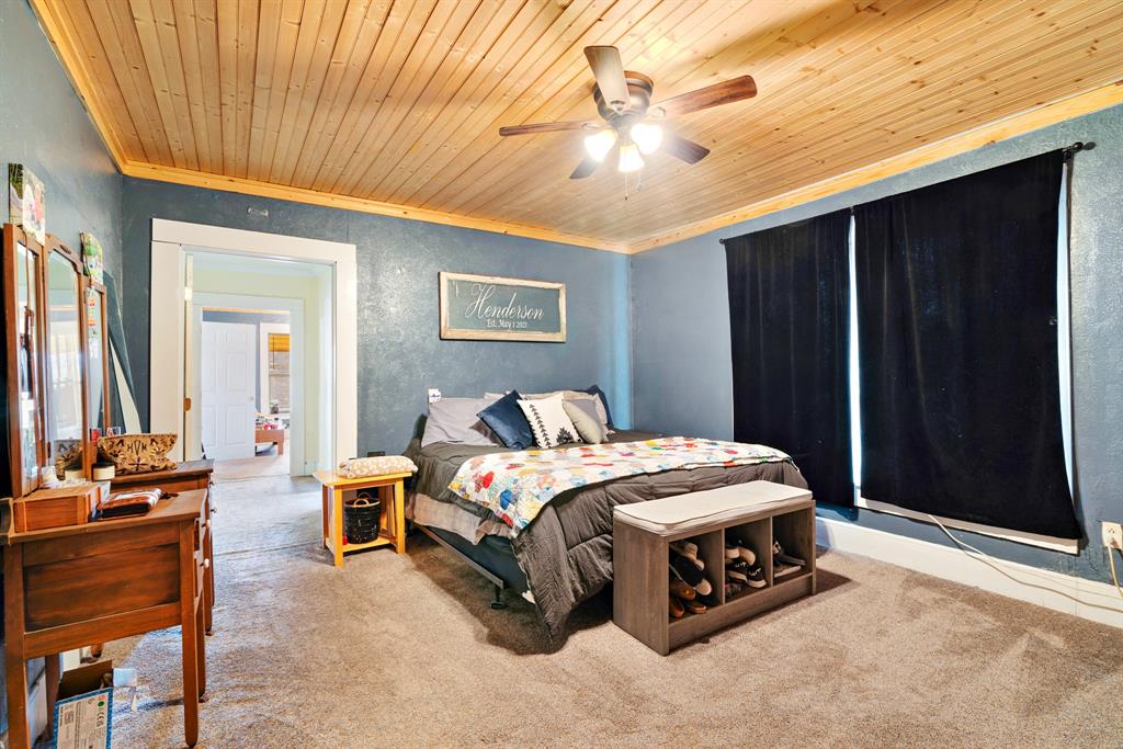 5366 Farm Road 2573 Property Photo 8