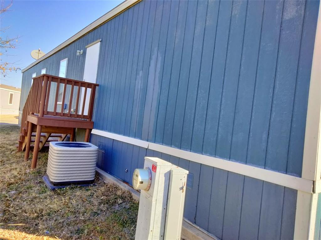 709 N Collins Freeway 70 Property Photo 6