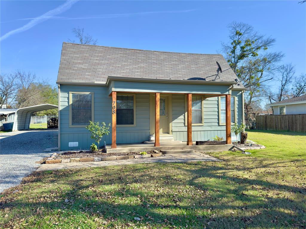708 N Us Highway 69 Property Photo 1