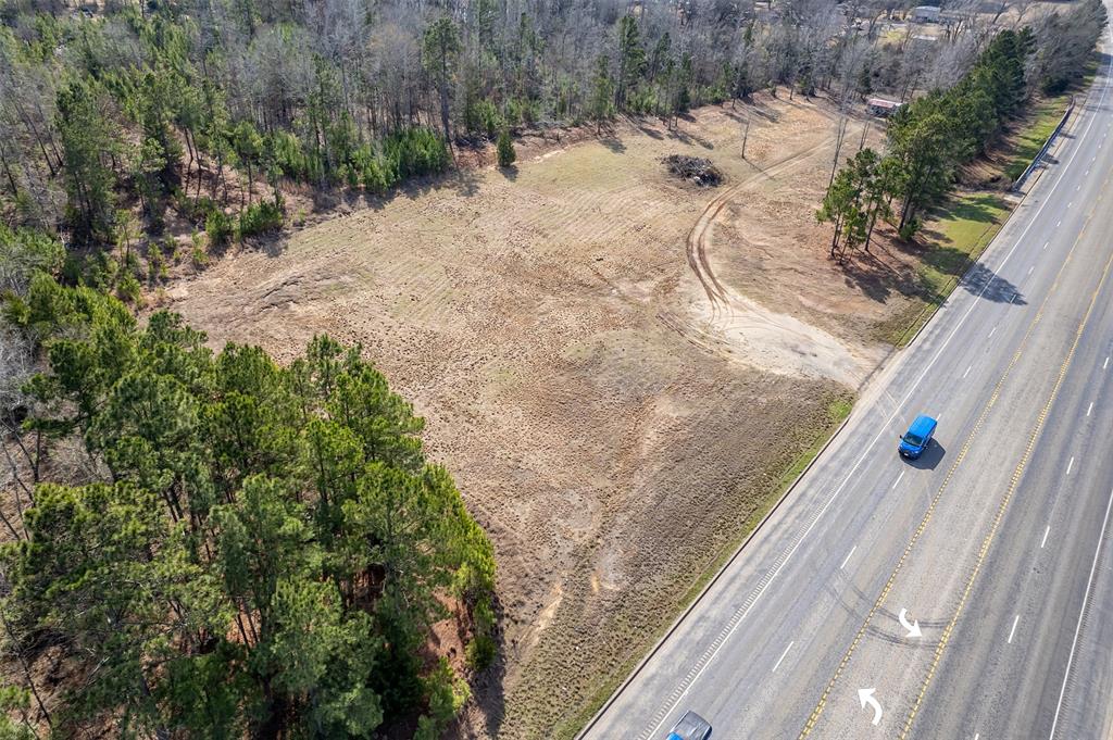 5210 S Us Hwy 79 Property Photo 4