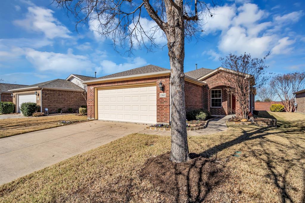 1562 Troon Drive Property Photo 1