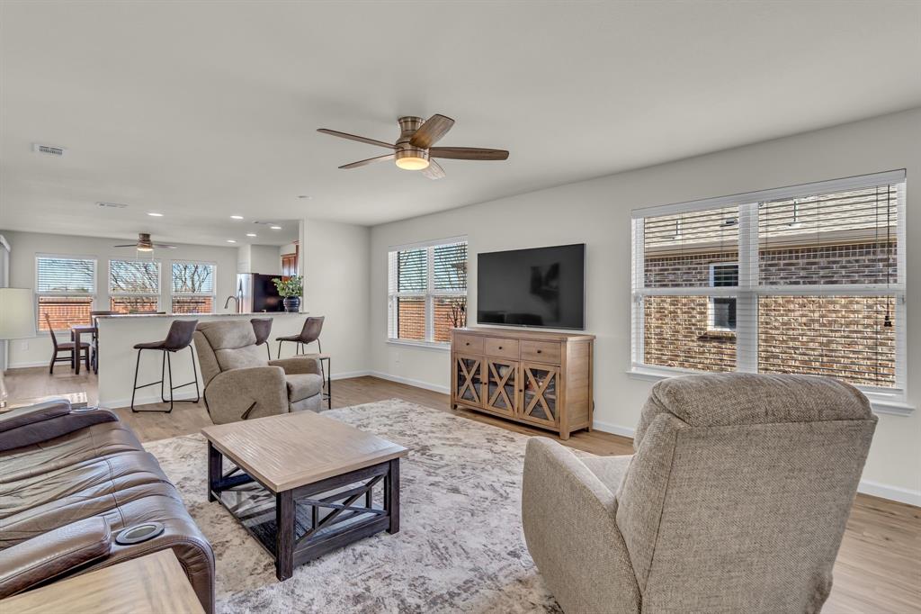 1562 Troon Drive Property Photo 4