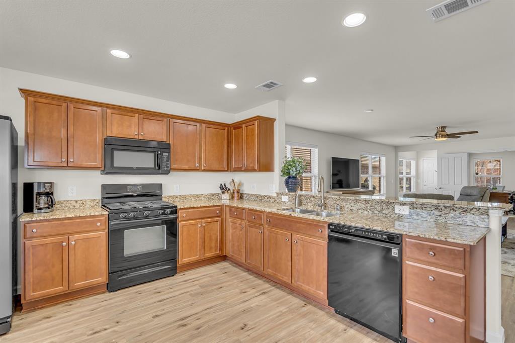1562 Troon Drive Property Photo 10