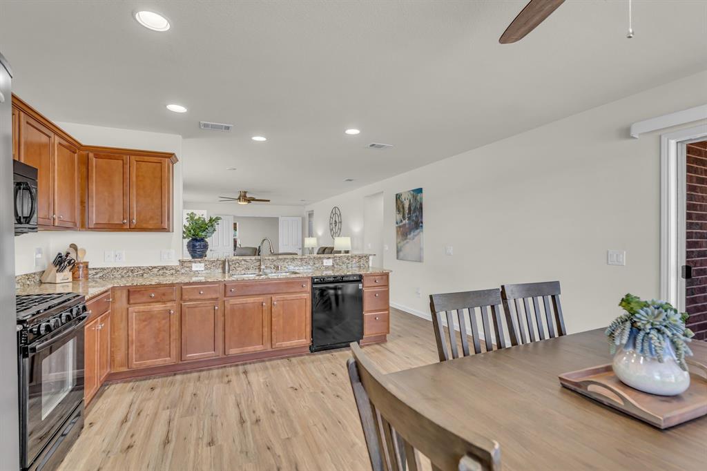 1562 Troon Drive Property Photo 11