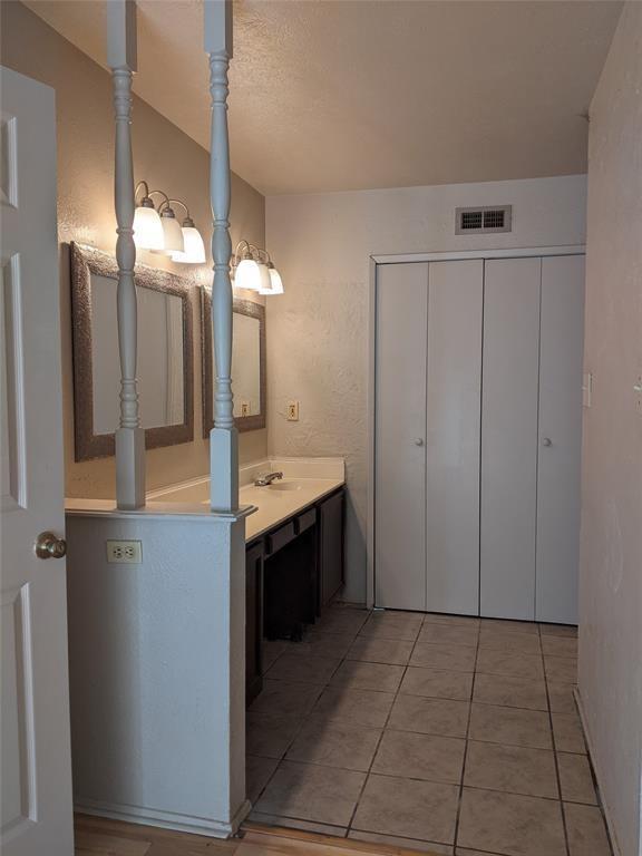 2433 Limestone Drive Property Photo 9