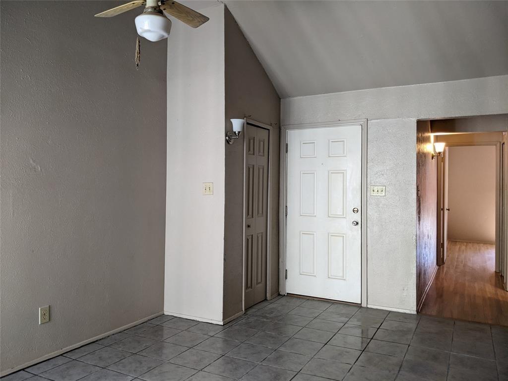 2433 Limestone Drive Property Photo 20