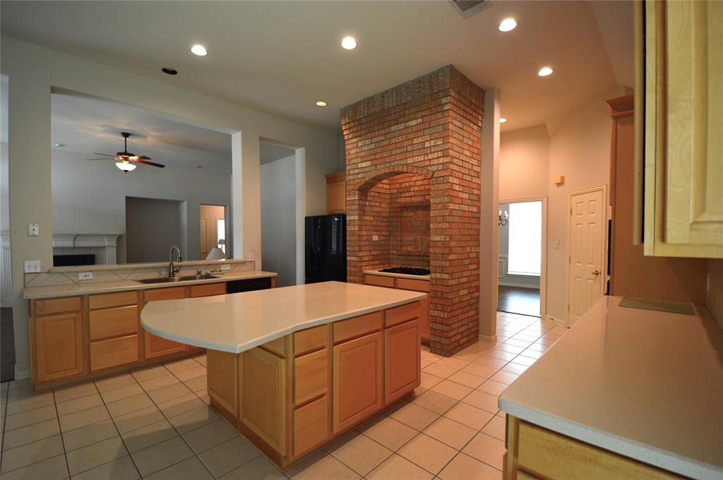 1120 Surrey Lane Property Photo 13