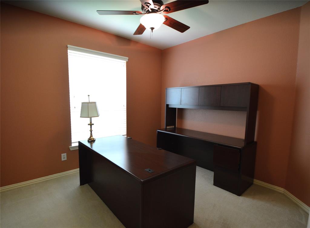 1120 Surrey Lane Property Photo 27
