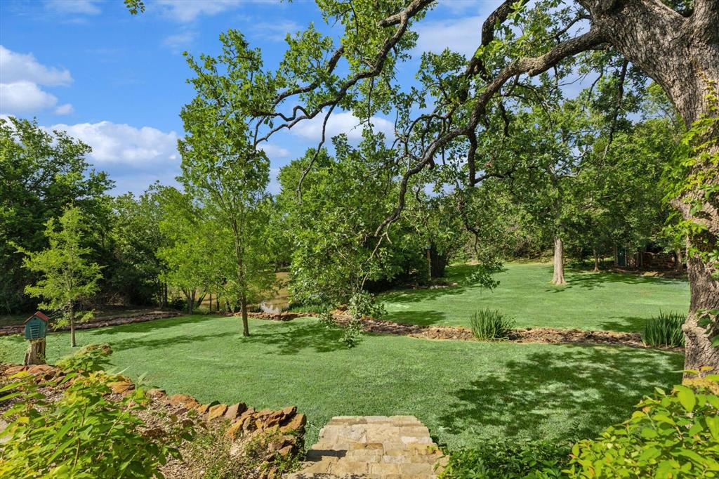 525 E Hickory Hill Road Property Photo 34