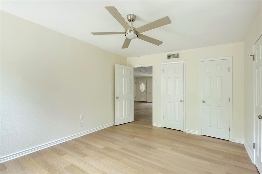 11624 Tuscany Way Property Photo 7