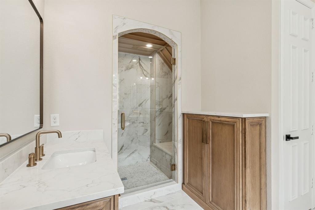 1713 Briaroaks Drive Property Photo 23