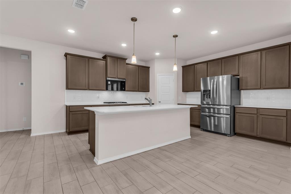 2130 Sunnymede Drive Property Photo 15
