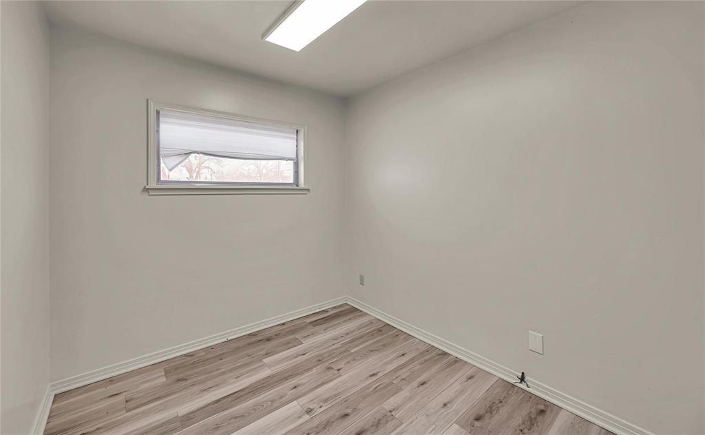 202 N Avenue G Property Photo 15