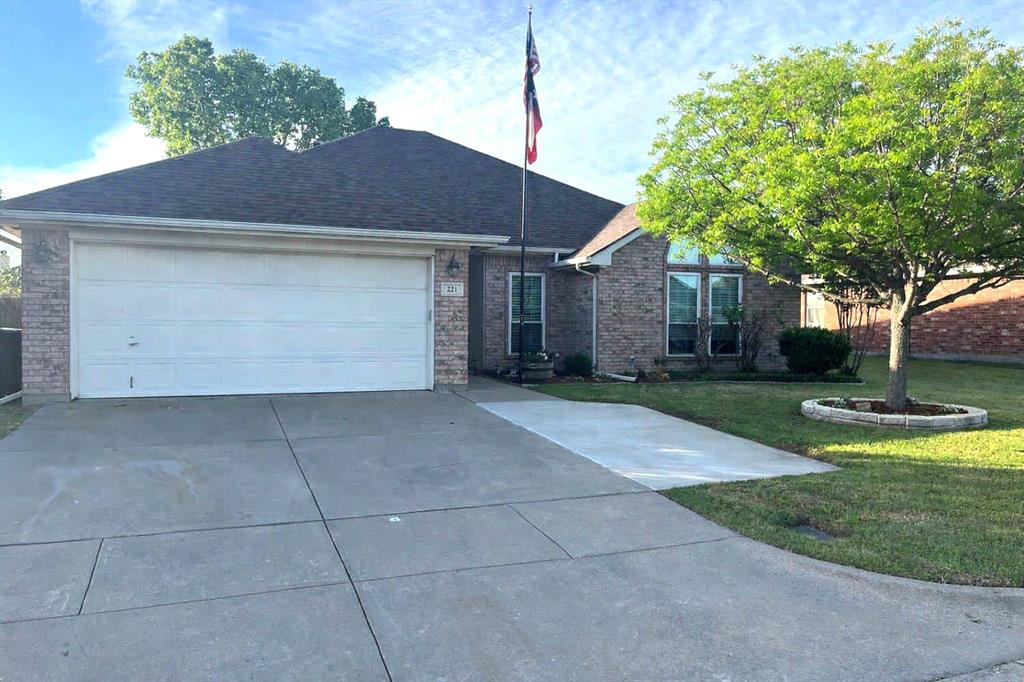 221 Rose Avenue Property Photo 1
