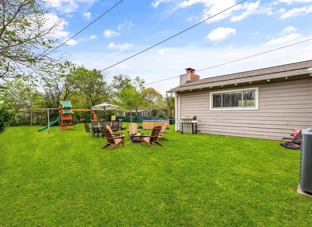 1110 Park Street Property Photo 23