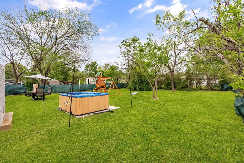 1110 Park Street Property Photo 26
