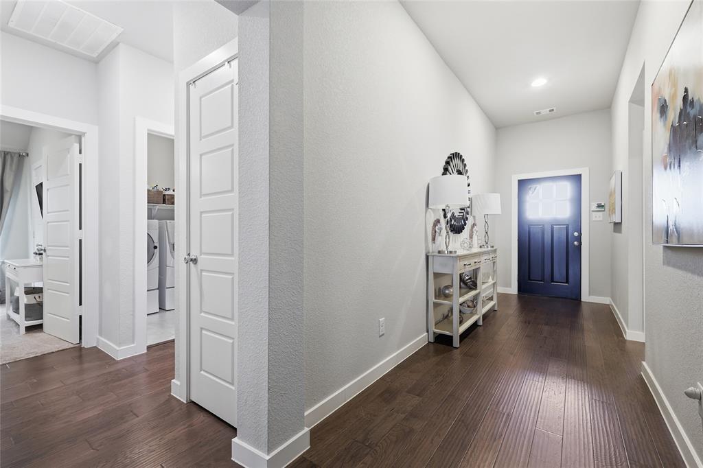 1702 Sagebrush Trail Property Photo 4