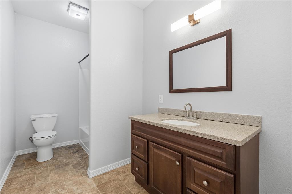 1205 Avenue B Property Photo 22