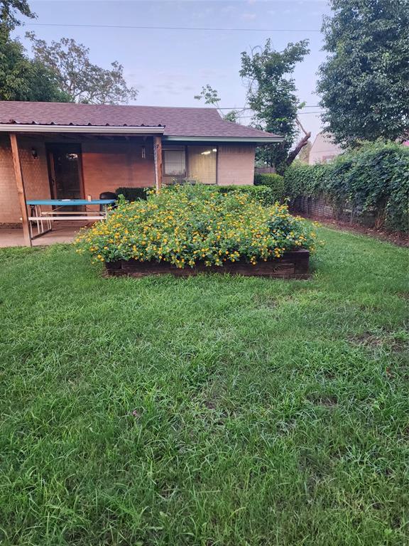 201 Colonial Circle Property Photo 30