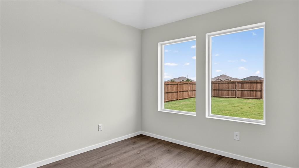 406 American Elm Drive Property Photo 3