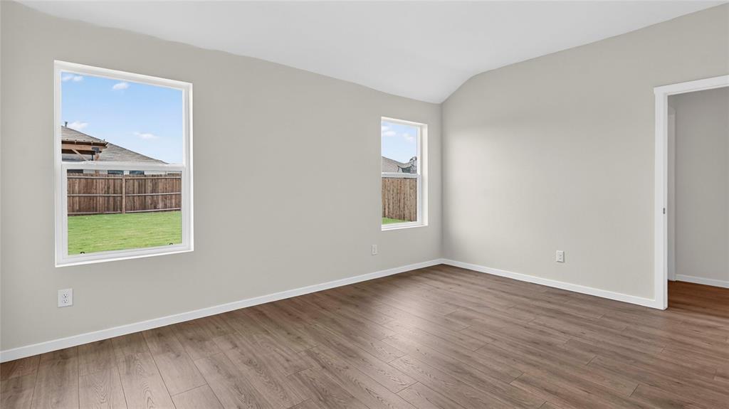406 American Elm Drive Property Photo 7
