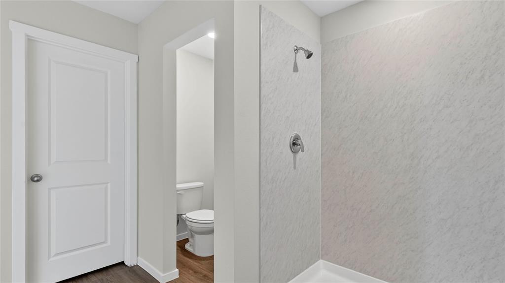 406 American Elm Drive Property Photo 9