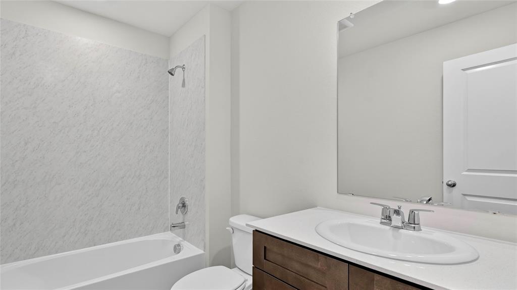 406 American Elm Drive Property Photo 12
