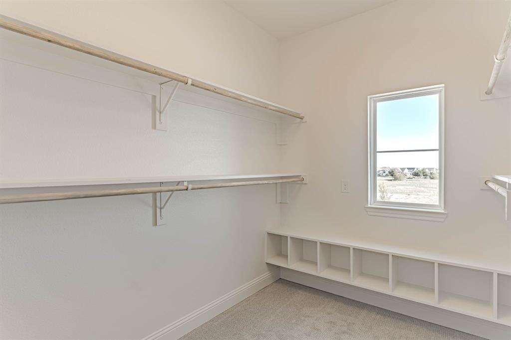 2136 Village Walk Place Property Photo 15