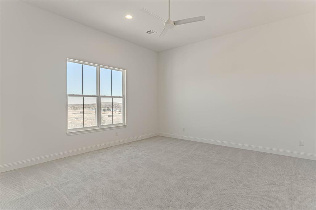 2136 Village Walk Place Property Photo 25