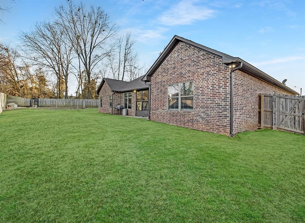523 Mitchell Ryan Property Photo 29