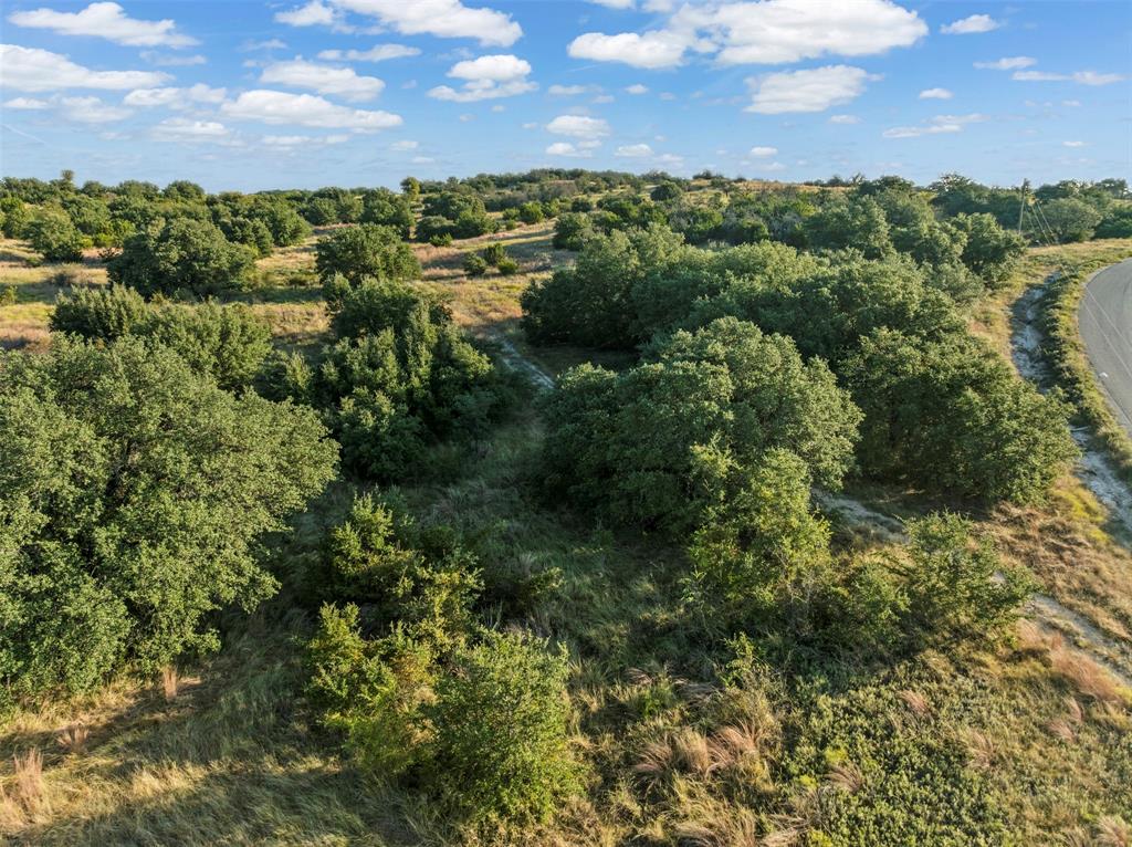 1456 Hidden Oaks Trail Property Photo 16