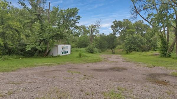 6606 Bonnie View Road Property Photo 3