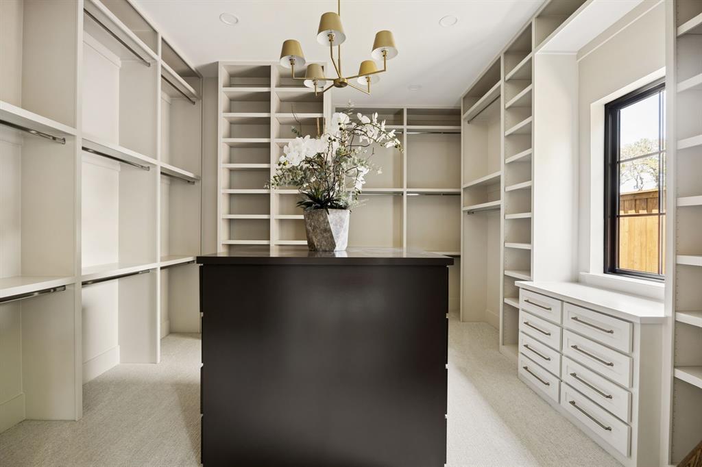 116 Park Avenue Property Photo 23