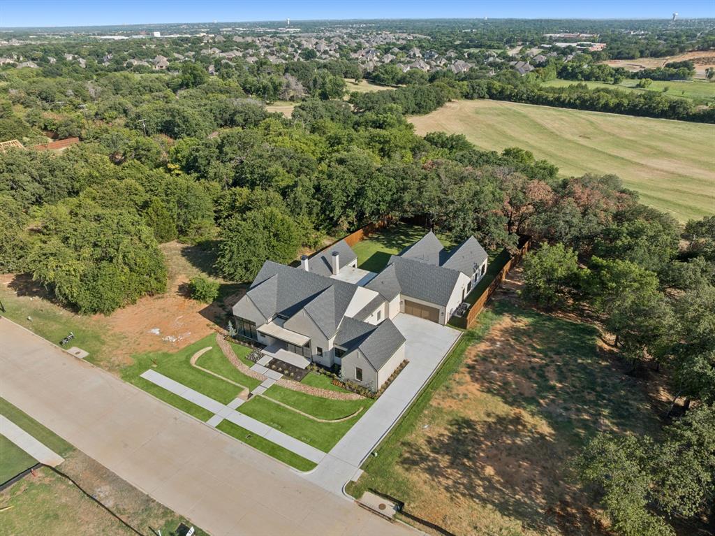 116 Park Avenue Property Photo 37