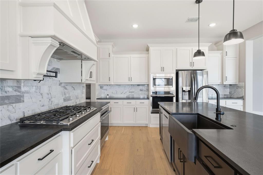 1410 Binkley Avenue Property Photo 8