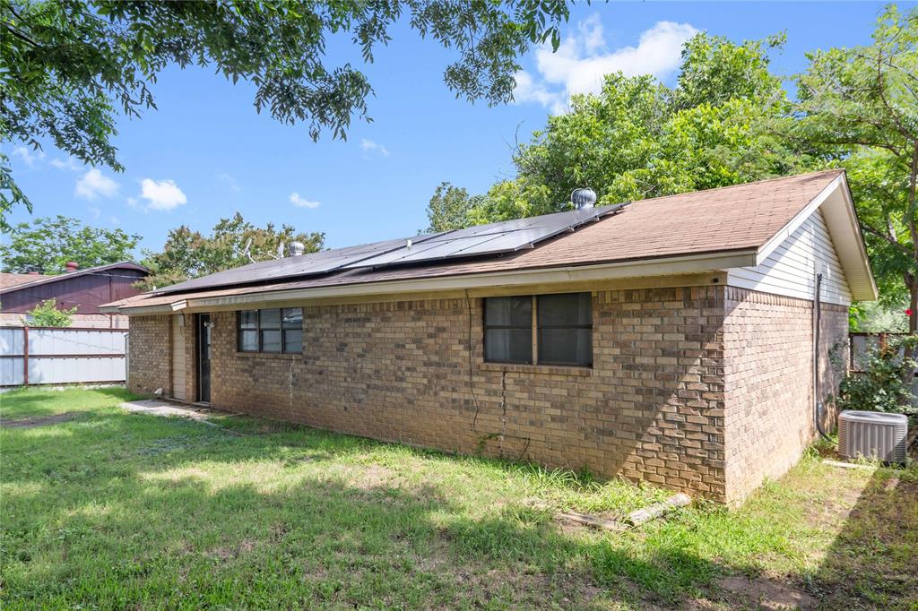 4414 Mimosa Drive Property Photo 8