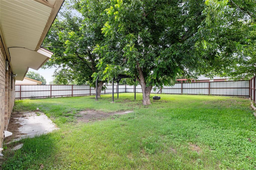 4414 Mimosa Drive Property Photo 9