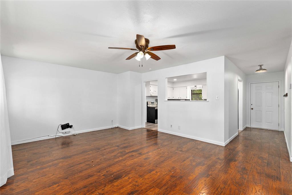 4414 Mimosa Drive Property Photo 11