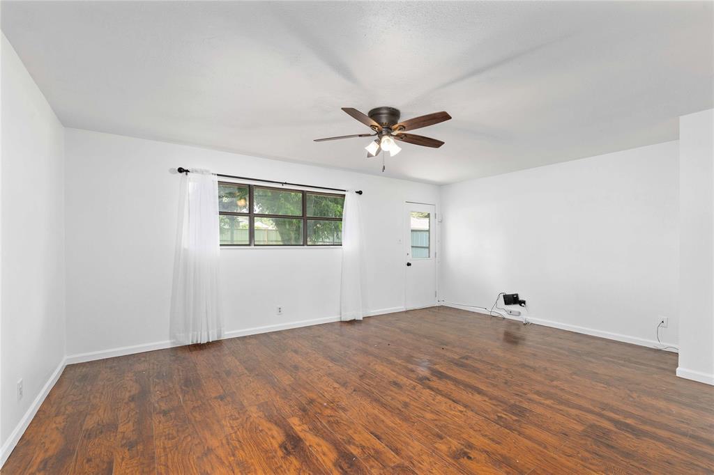 4414 Mimosa Drive Property Photo 16