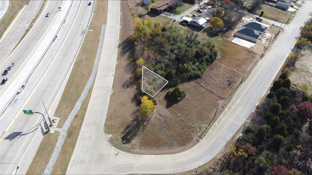 7 18th Street Property Photo 2