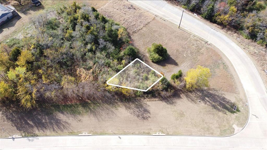 7 18th Street Property Photo 4