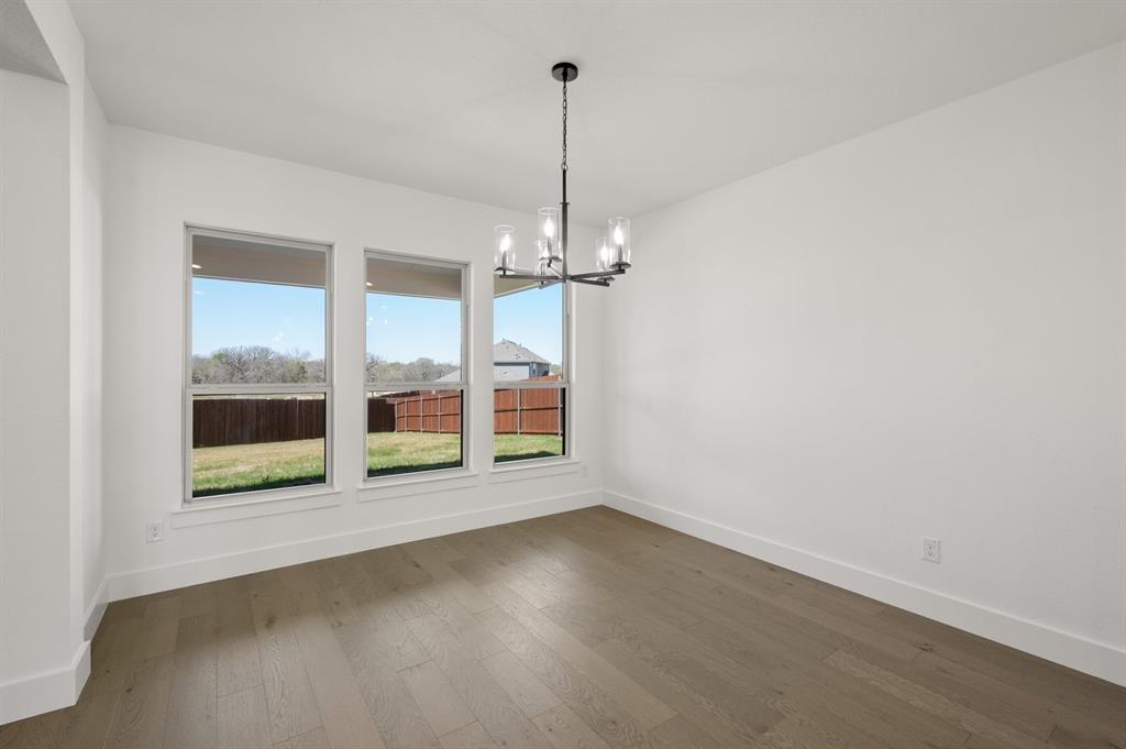 1813 Briarwood Way Property Photo 11