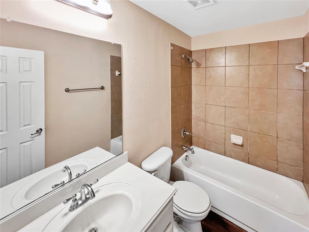 2715 Magellan Property Photo 31