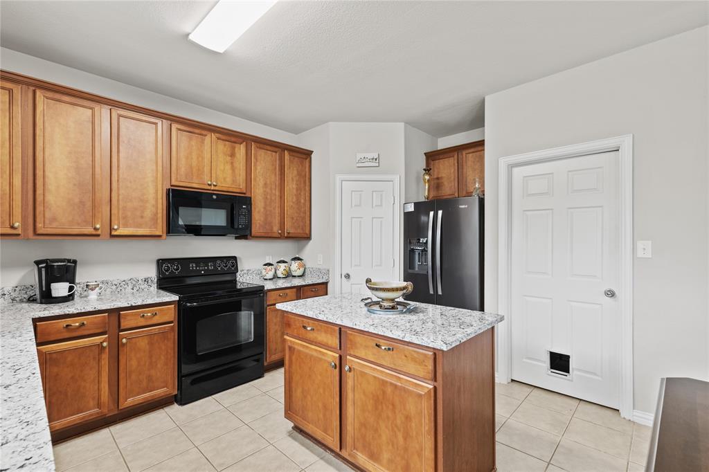 503 Creekside Drive Property Photo 10