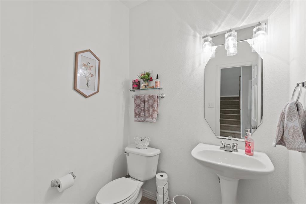 503 Creekside Drive Property Photo 15